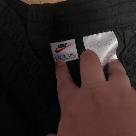 NIKE Vintage Retro Windbreaker Tearaway Button Pants - Picture 5 of 5